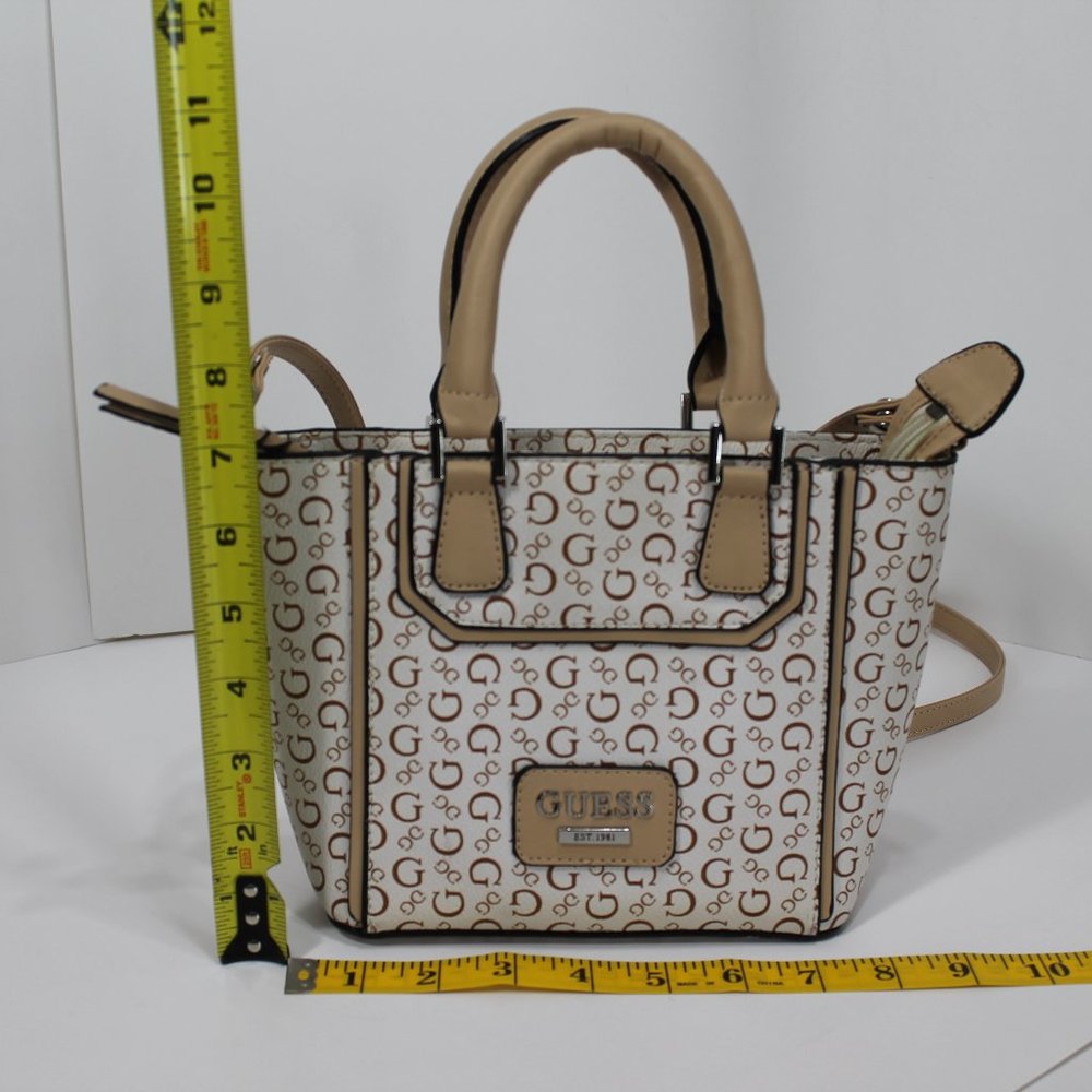 Guess Signature Small Purse - Picture 11 of 11
